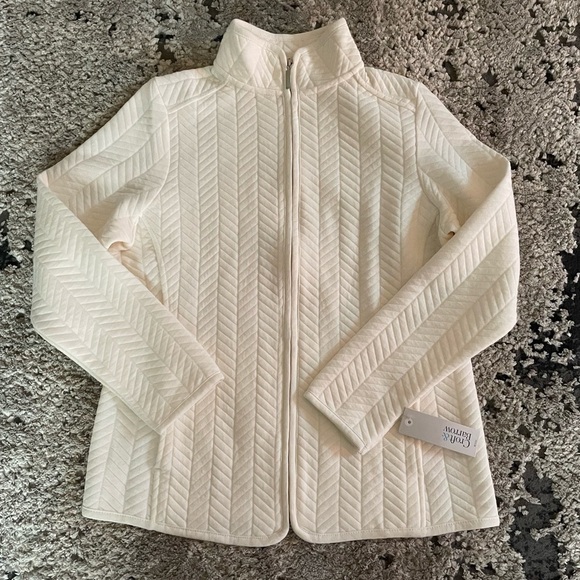 NWT Womens Petite Croft & Barrow Cream Zip Up - Picture 1 of 5